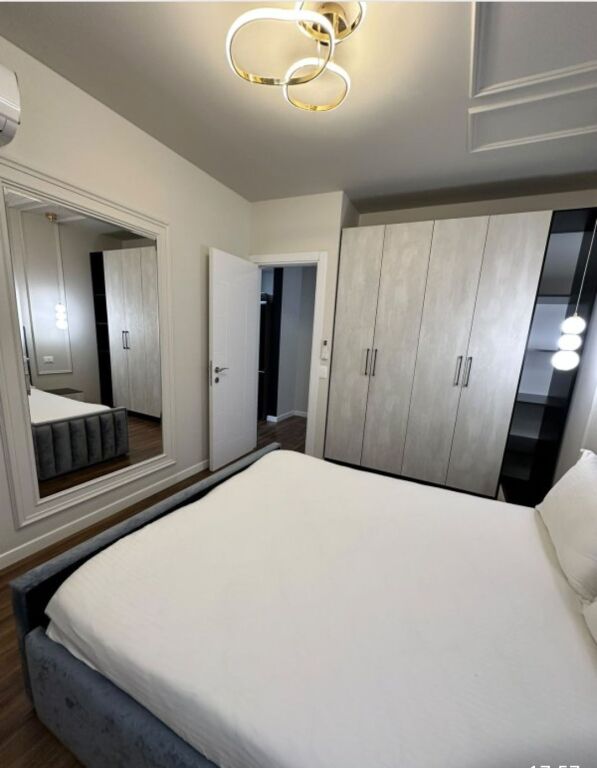 Apartament 1+1 per shitje te Komuna Parisit prane rrethit