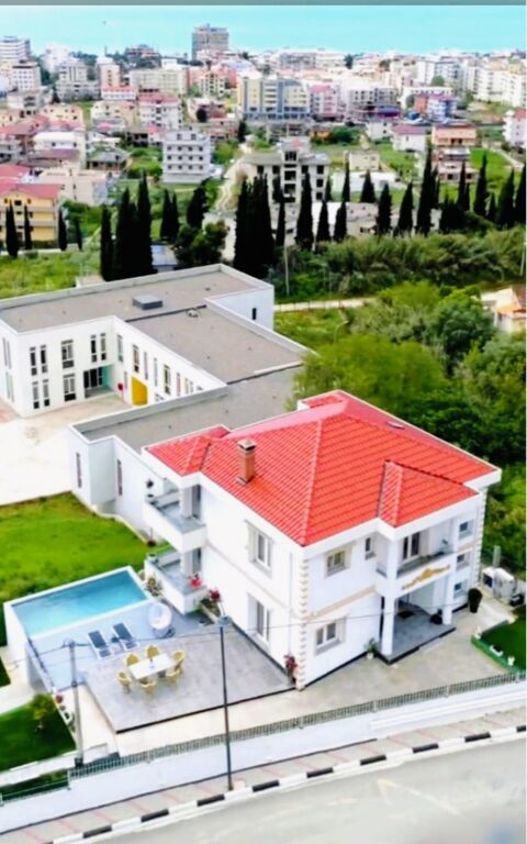🏡 VILË MODERNE LUKSOZE NË GOLEM – PAMJE E PLOTË DETI 🌊