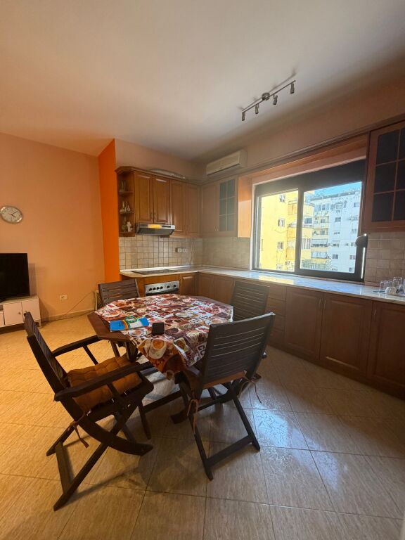 For rent 1+1 long term