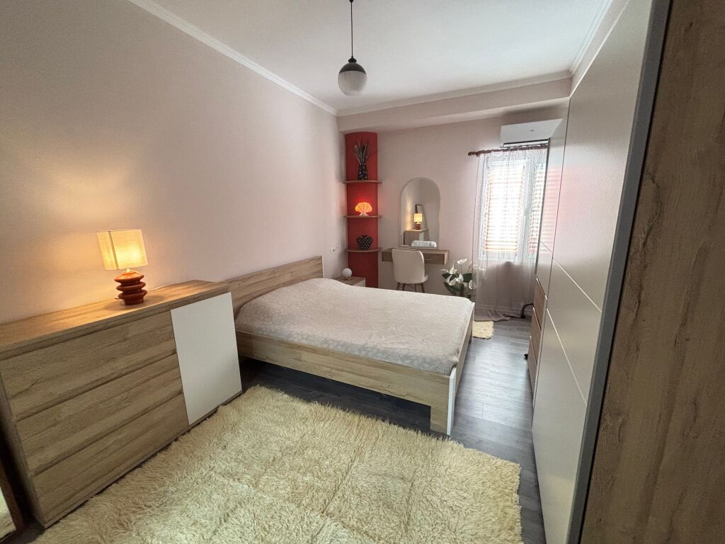 APARTAMENT ME QIRA – PAS LAKE VIEW