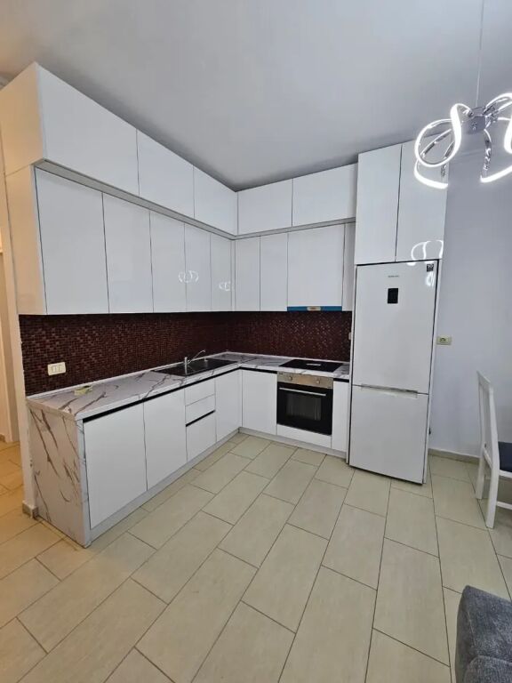 FOR RENT – 1+1 Apartment, Kavaja Street