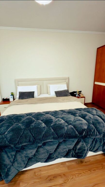 For RENT 2+1 apartment in Bllok, School “11 Janari”