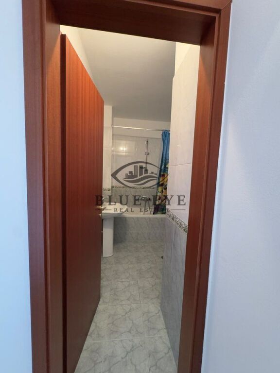 APARTAMENT 2+1+2 ME QIRA – STACIONI I TRENIT