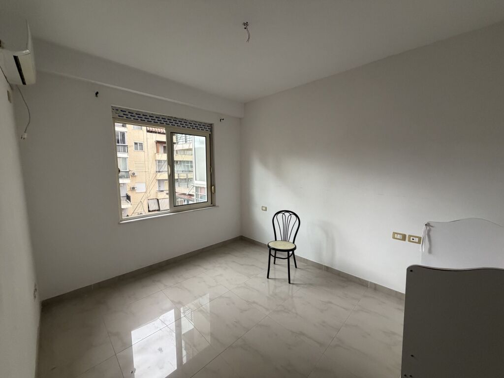 Apartment 2+1+2 for rent in Neighborhood 5