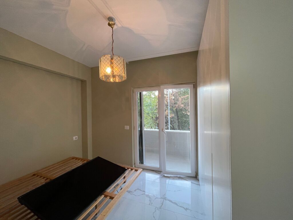 Appartamento in affitto 1+1 al Lago Secco 65.000 lek