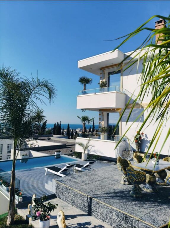 🏡 VILË MODERNE LUKSOZE NË GOLEM – PAMJE E PLOTË DETI 🌊