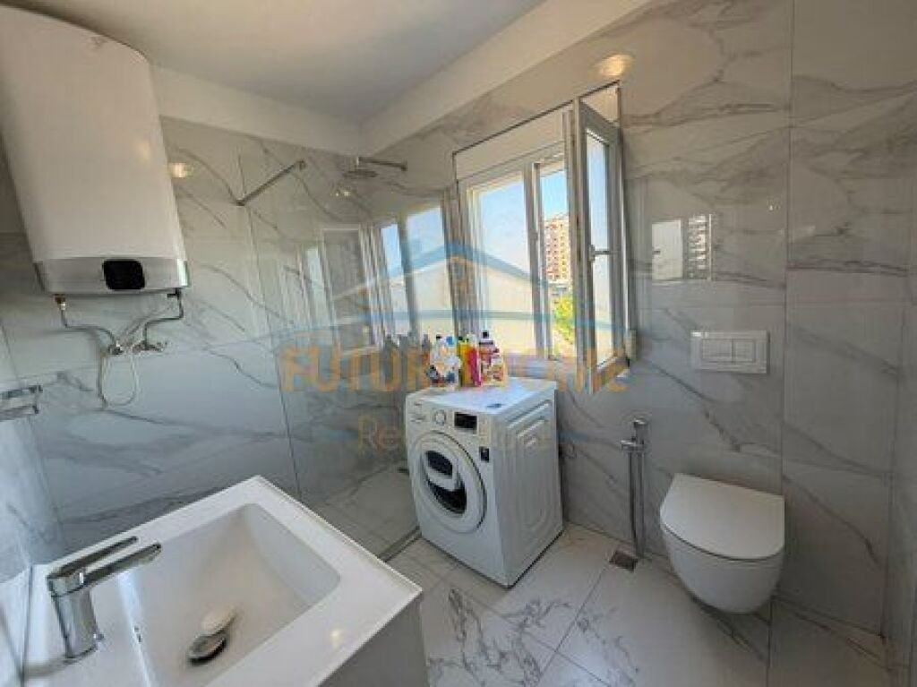 For sale, Apartment 2+1+2, Train Station, Tirana