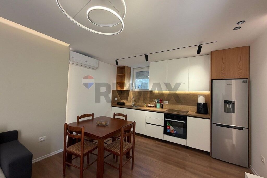 Villa for Rent on Mihal Grameno Street
