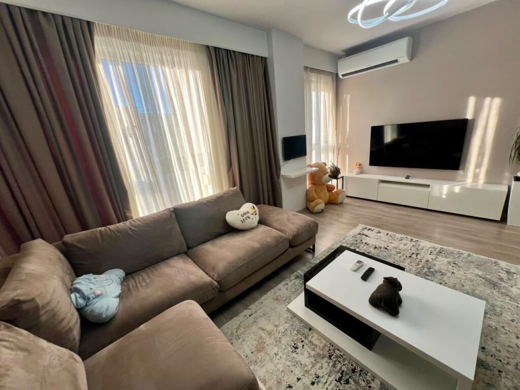 Apartament 1+1 per qera Siri Kodra !
