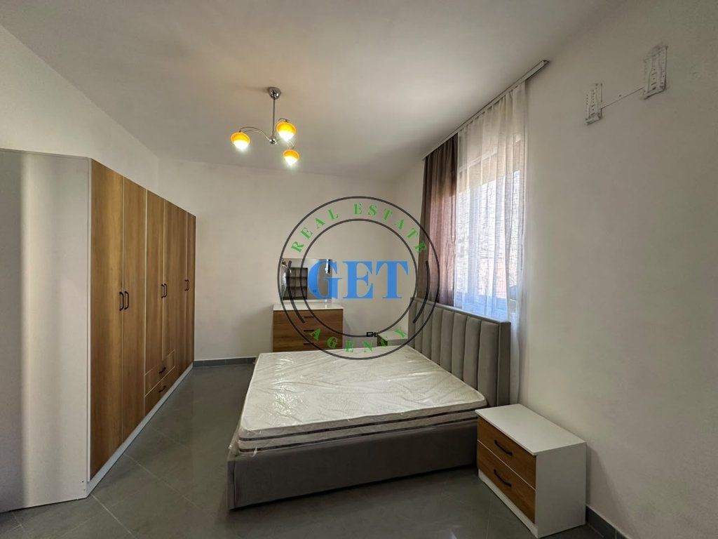◆ Jepet me Qira Kati i 2 i nje shtepie private, Qender, Durres