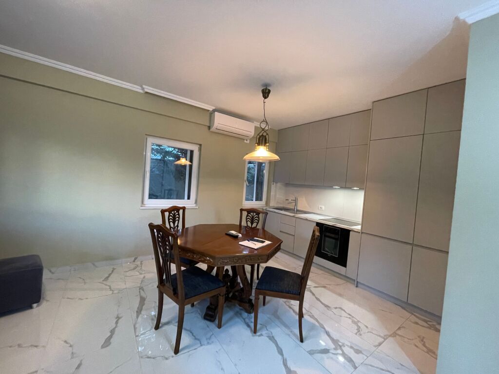 Appartamento in affitto 1+1 al Lago Secco 65.000 lek