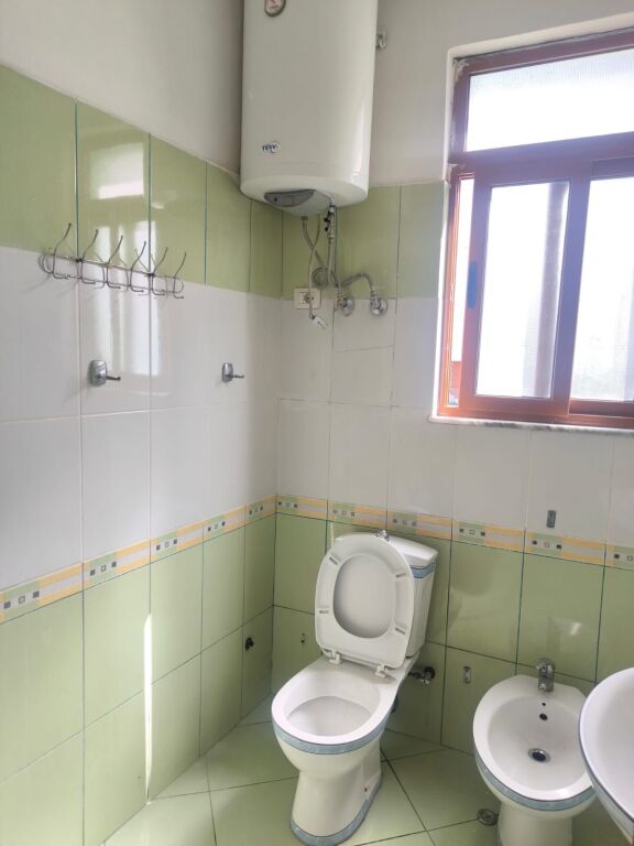 Jepet me qera apartamenti 2+1