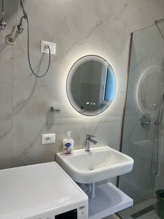 APARTMENT ME QERA 1+1 ALI DEMI 50.000 LEKE FH-95576