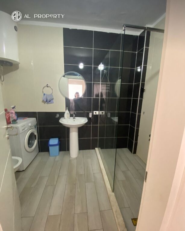 🏠 Jepet me qira 1+1 ne Durres prane stazionit te trenit   