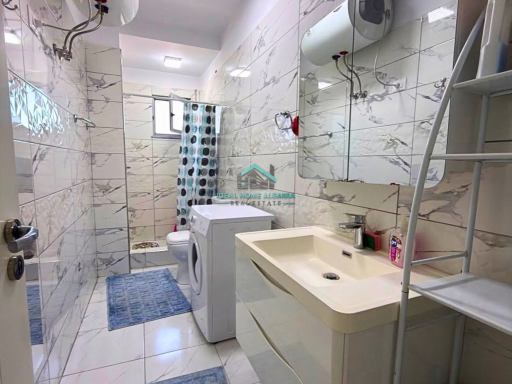 APARTAMENT 2+1 NË SHITJE – PLAZHI I VJETËR, VLORË