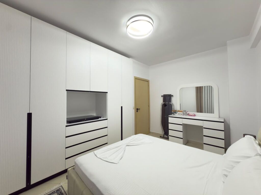 🏠 1+1 APARTMENT FOR SALE – NEWLY RENOVATED – FORMER FISH PROCESSING PLANT AREA, VLORË.
