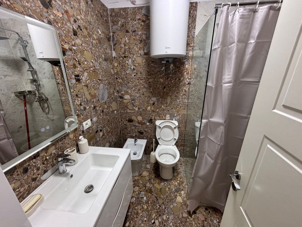 APARTAMENT ME QIRA – PAS LAKE VIEW