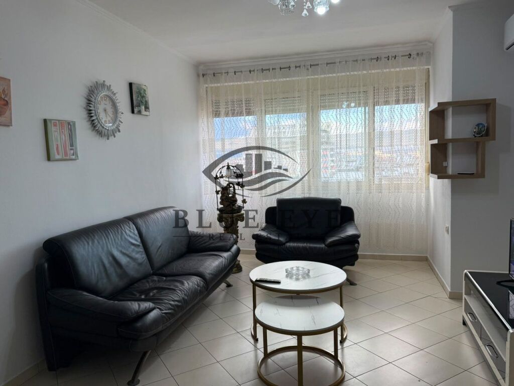 JEPET ME QIRA APARTAMENT 2+1 – PRANË KAZAZIT!