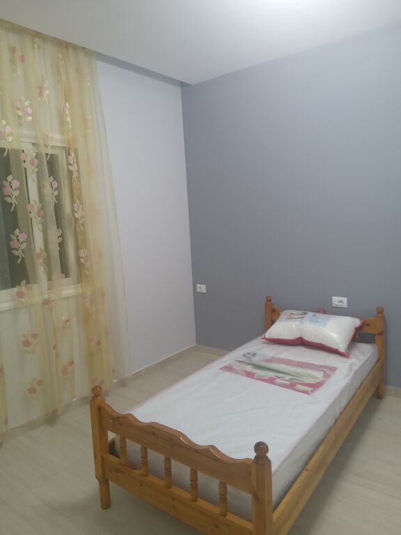 🏡 SHTËPI PRIVATE ME QIRA – 24 MAJI, VLORË 🇦🇱