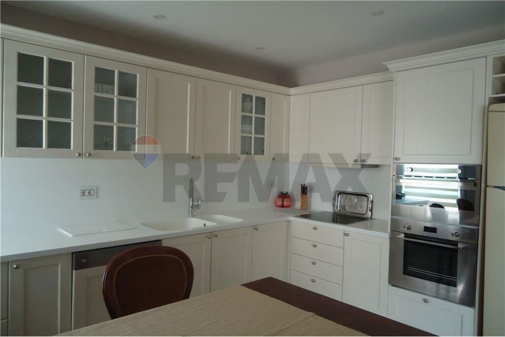 Modern 4+1 apartment for rent in Bllok