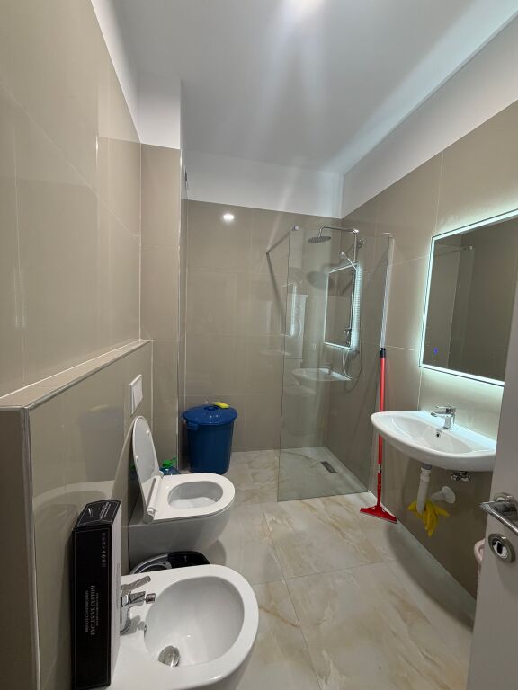 Jepet me qera apartament 1+1 – Univers City