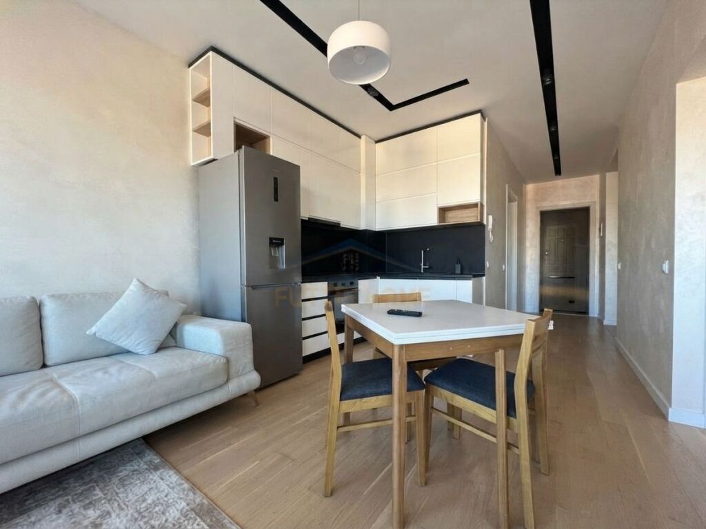 Affitto, Appartamento 1+1, Via Panorama, Tirana.