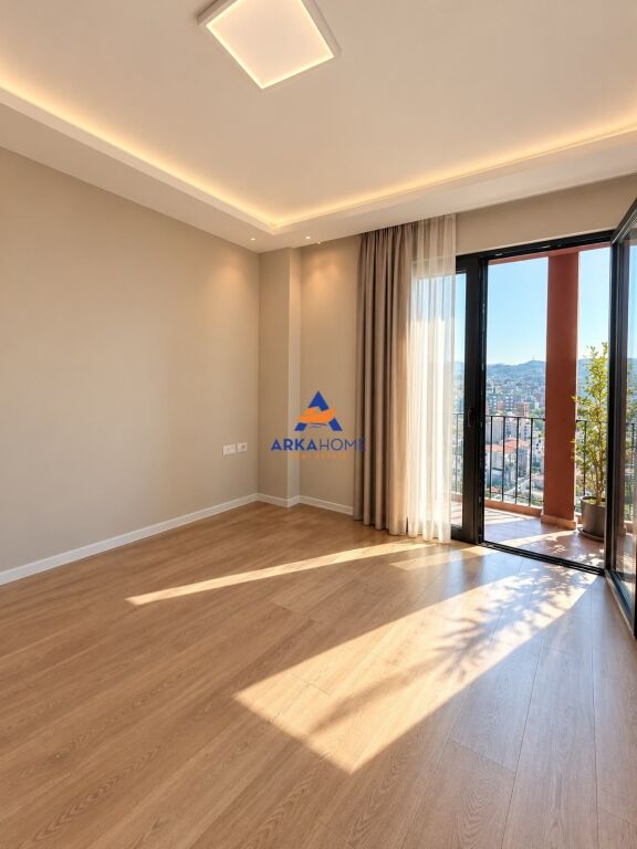OFFICE FOR RENT 160M2 GROSS "GARDEN BUILDING COMPLEX, KAVAJES ROAD" 2400 EURO (WITHOUT PARKING SPACE)
