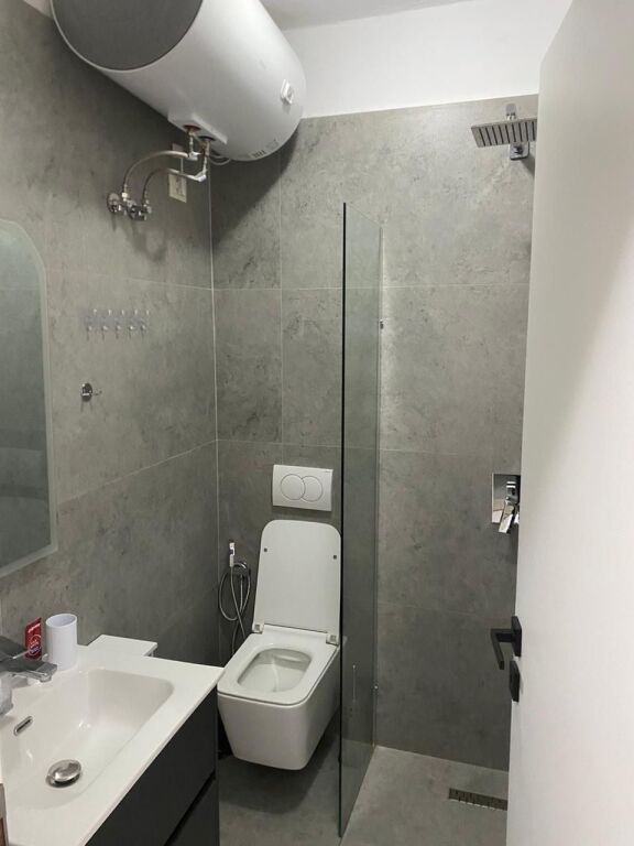 Garsoniere me qira tek Rruga e Bogdaneve