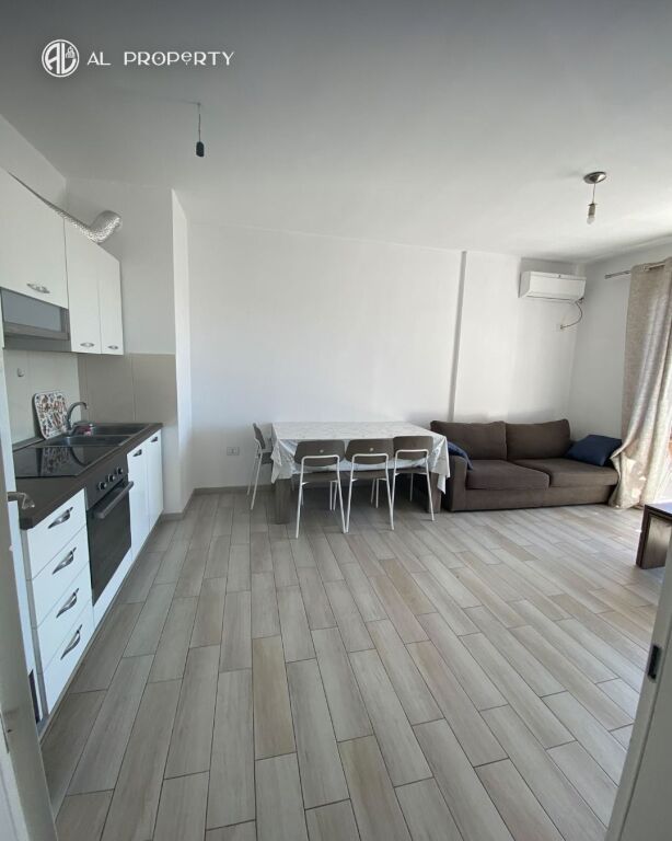 🏠 Jepet me qira 1+1 ne Durres prane stazionit te trenit   
