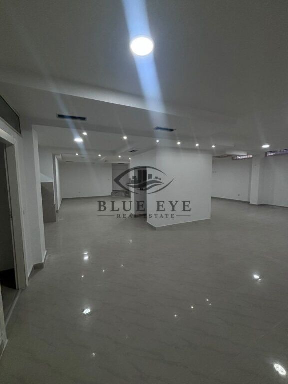 Commercial Space for Rent in Stadiumi, Durrës.