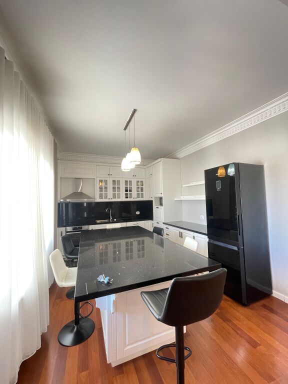 Apartment - For Rent - Selita e Vjetër Street, Tirana
