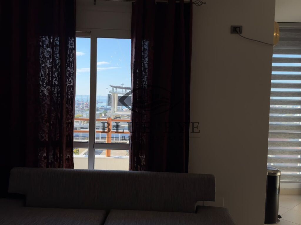 APARTAMENT 2+1+2 ME QIRA – STACIONI I TRENIT