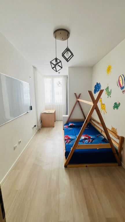 Jepet me qira Apartament 2+1  Kompleksi "KONTAKT" 21 Dhjetori, ish klubi Partizani