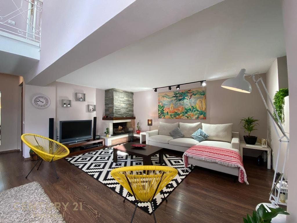 DUPLEX FOR RENT IN ISH BLOK! 2,500 € /Month