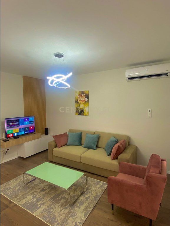 Jepet me qira apartament 2+1 në Vollga 700 € /Muaj