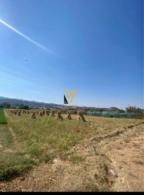 SHITET TOKE ARE 2.488 M2 NE MUSTAFAKOÇAJ, BALDUSHK 16.000.000 LEKE