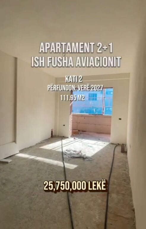 Shitet apartament 2+1+2 tek ish Fusha e Aviacionit ! cmimi ne leke !