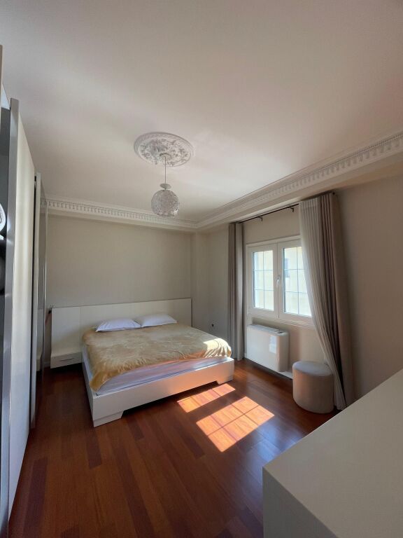 Apartment - For Rent - Selita e Vjetër Street, Tirana