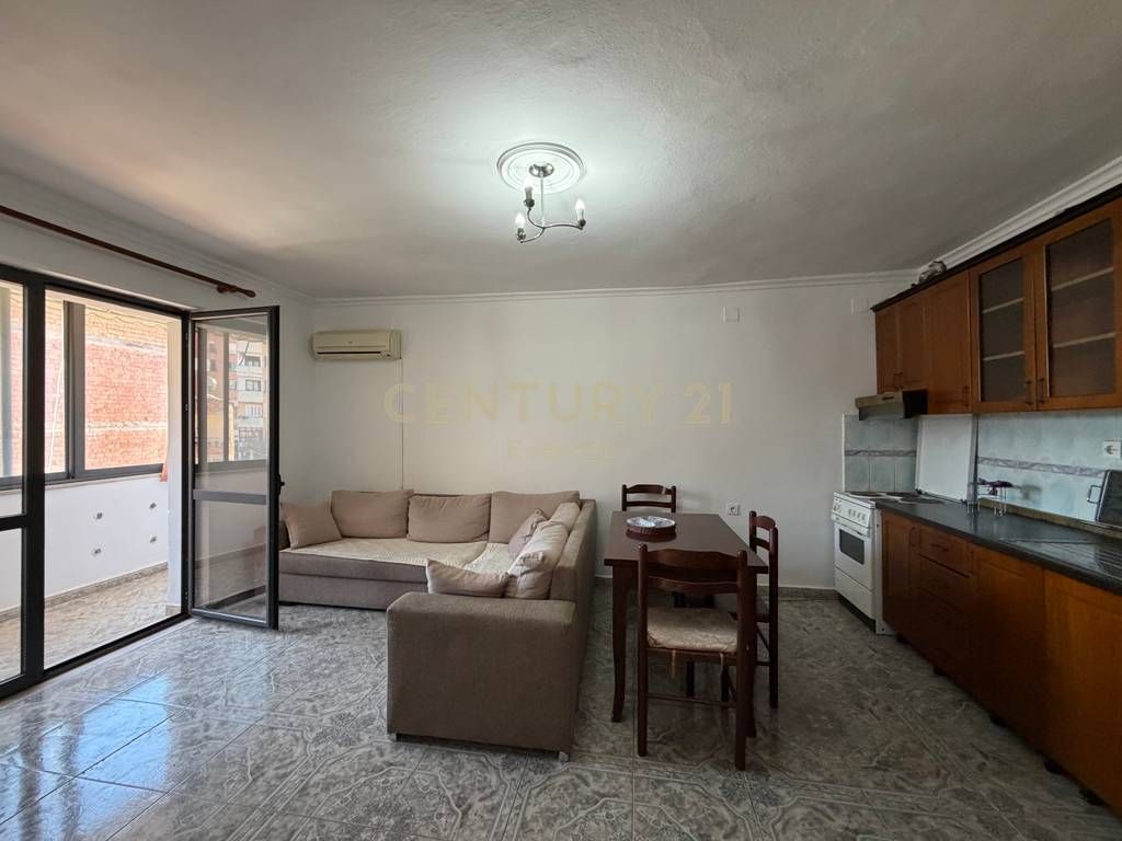 DI FRONTE A HARRY FULTZ, VENDIAMO APPARTAMENTO 1+1 142,000 € 13,000,000 Lekë