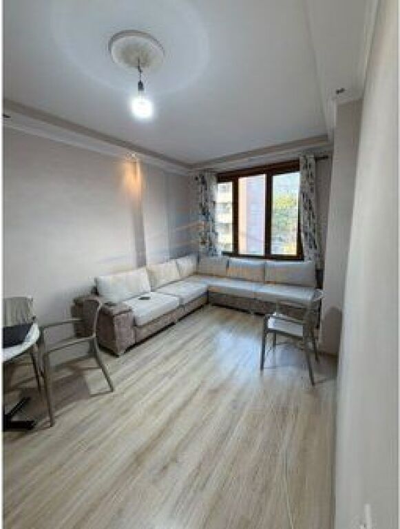 Shitet, Apartament 2+1, Fresk.