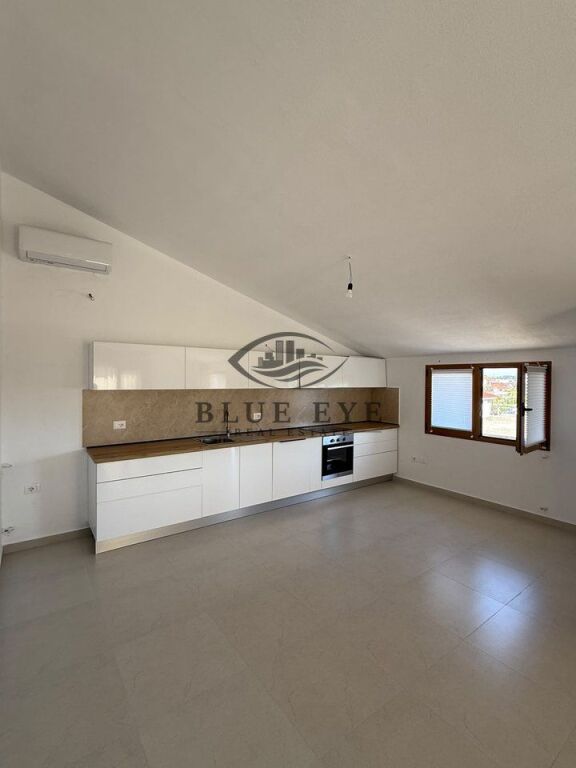 2+1 Villa for Rent in Shkozet