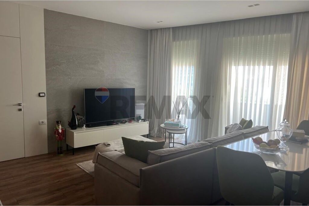 APARTAMENT PER SHITJE 1+1 RRUGA SIRI KODRA