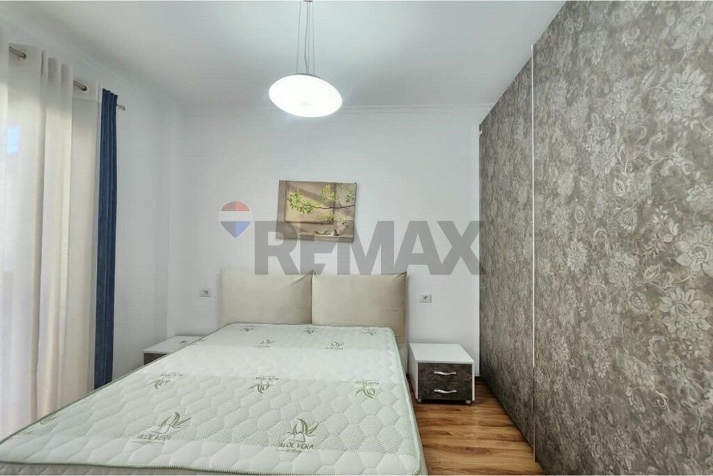Apartament 2+1 me qira, ne qender