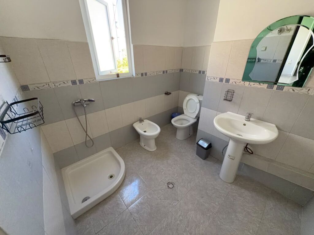 Vile Me Qera 2+1 Tek Mine Peza (ID BV22712) Tirane