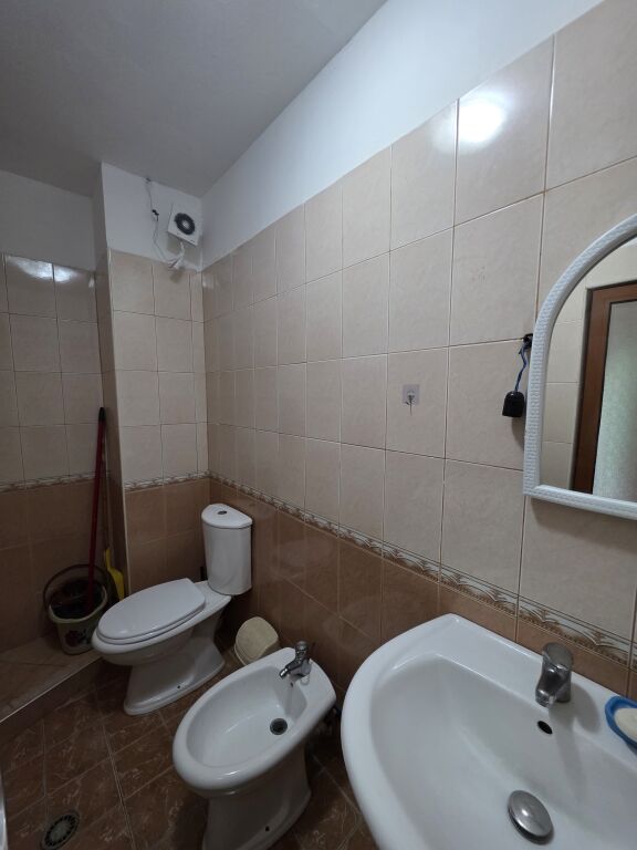 Apartment 1+1, Yzberisht!