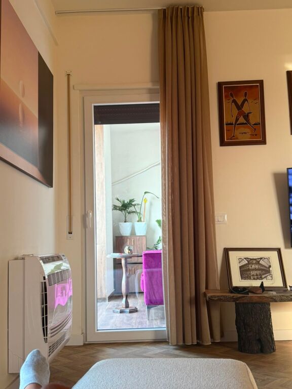 Apartament 2+1 per qera ne Shkoze !