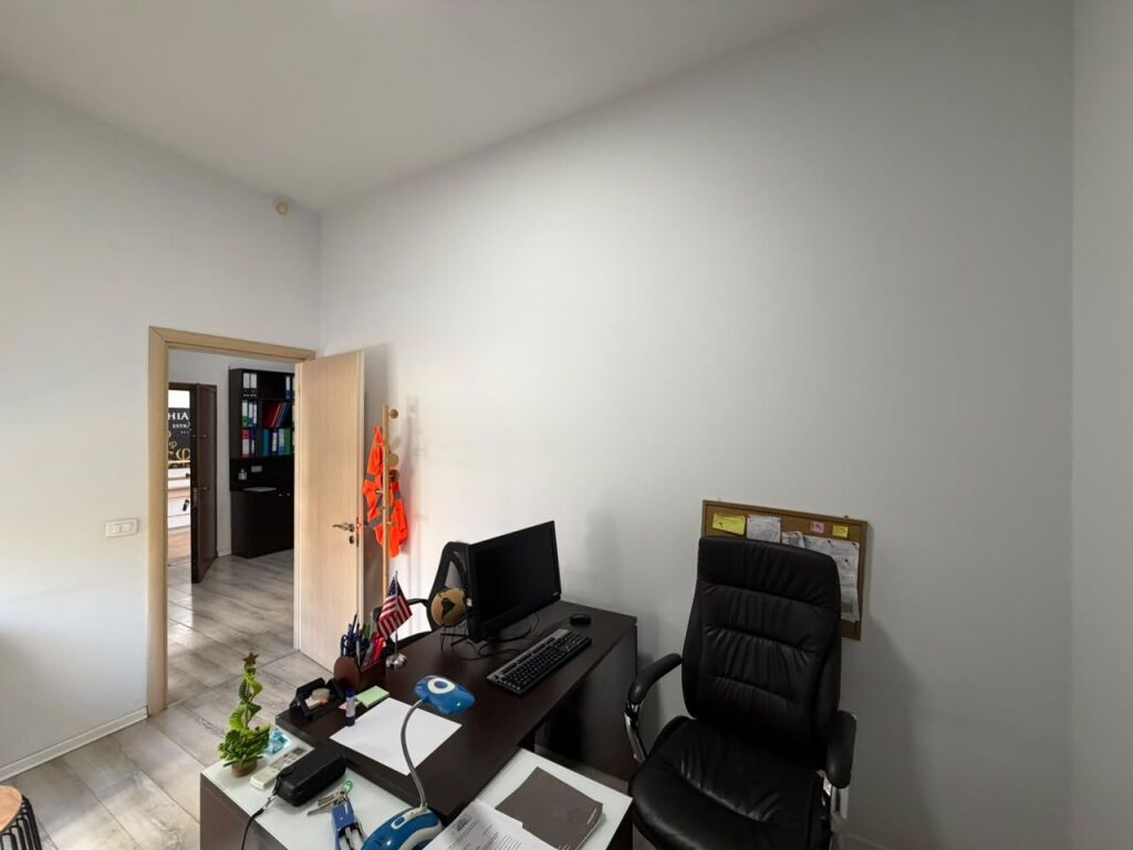 ​Office space for rent at Square 21.  