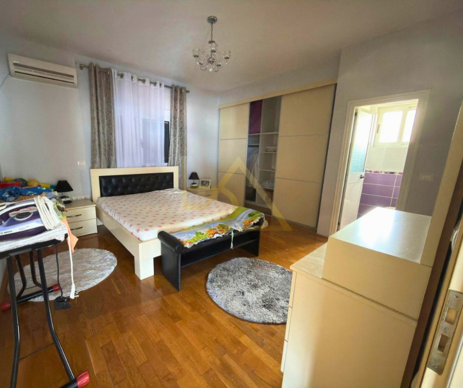 5-STOREY VILLA FOR SALE – “STEFAN VOKOPOLA” STREET (STREET 82), DURRËS