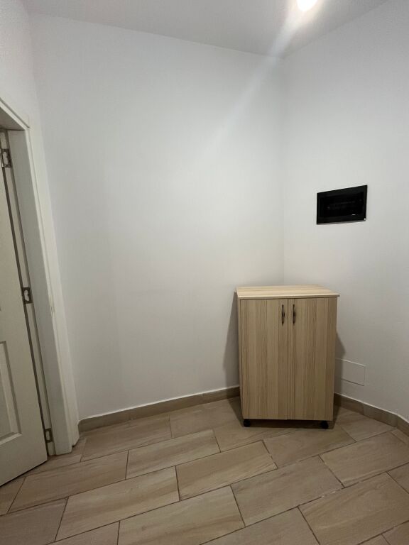 Jepet apartament 1+1 me qera te kisha ortodokse Vlore