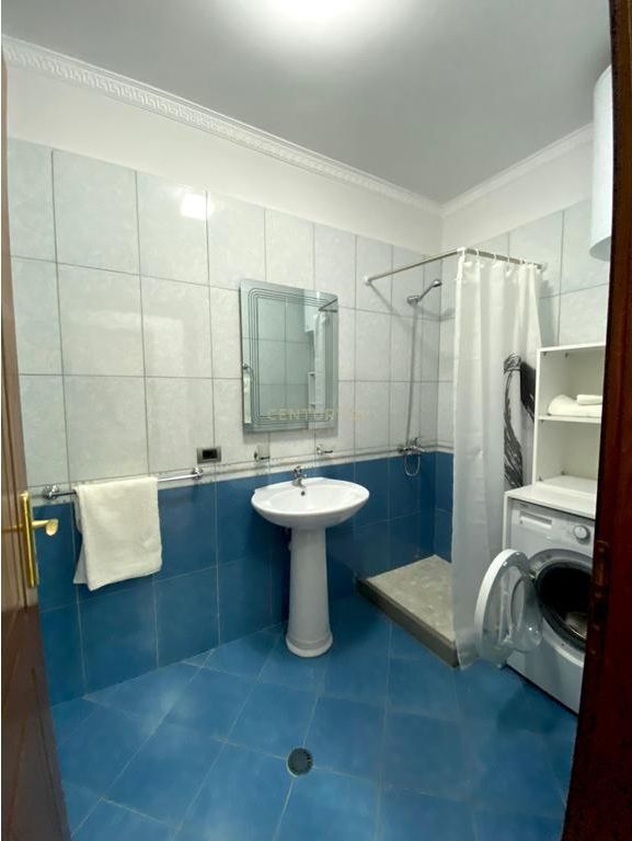 Shitet Apartament 2+1+2 Kompleksi Rafaelo, Fresk 180,200 €